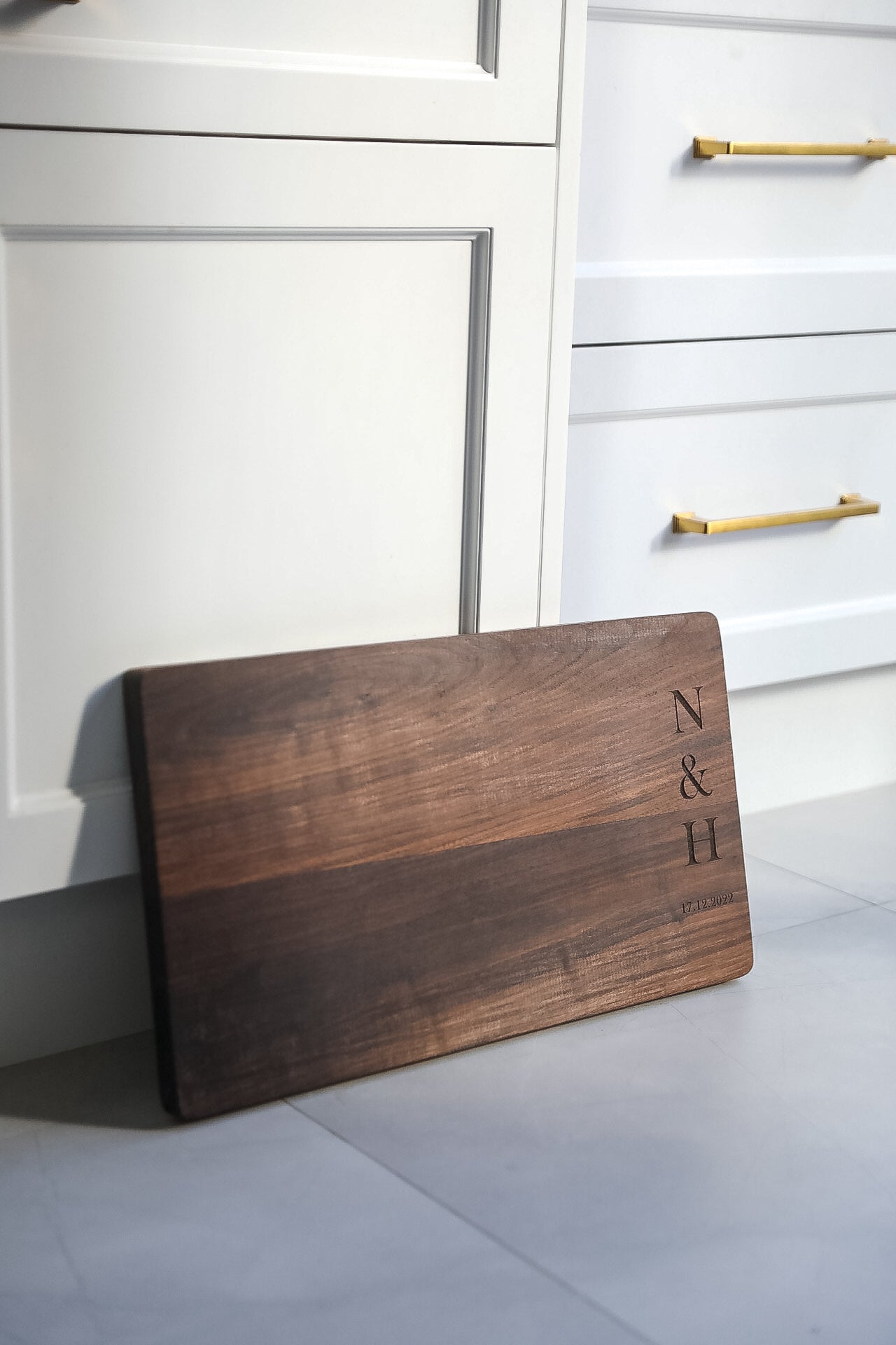 Signature Walnut Serving Board - Custom Engraved